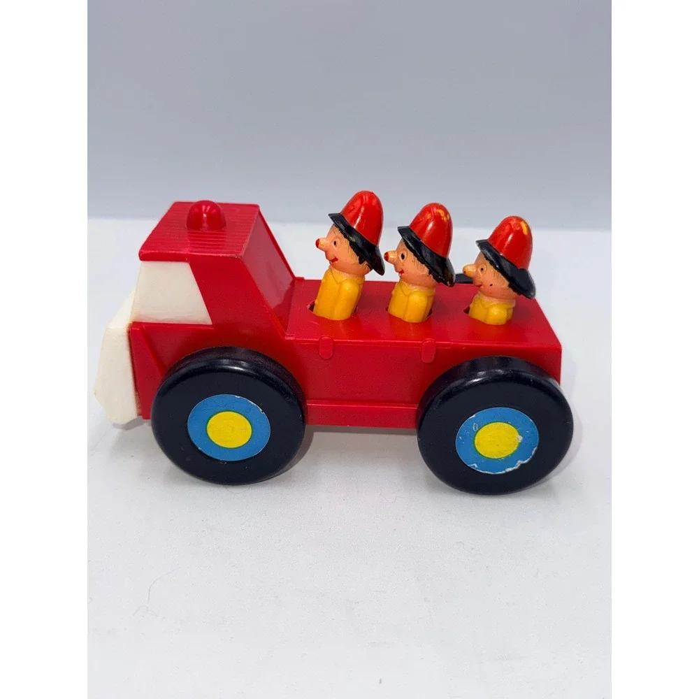 Vintage Fire Truck Toy Red Fair Retro Smiling Face Firefighters Toy Ringing Bell